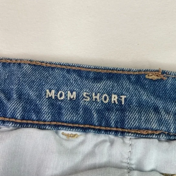 American Eagle Mom Shorts Rolled Cuff Pleated High Rise Denim Size 4 - Picture 5 of 9